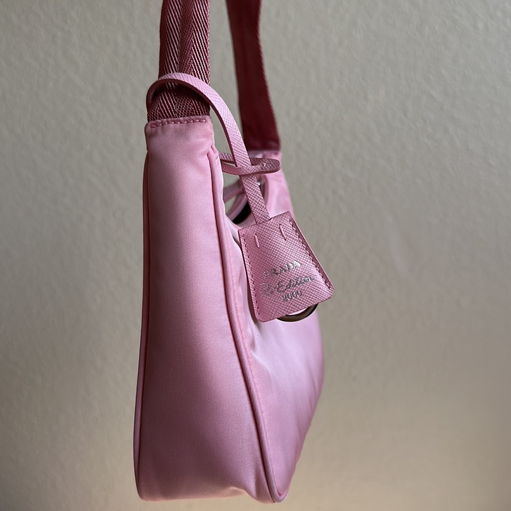 Re Nylon Prada Re- Edition 2000 View 3